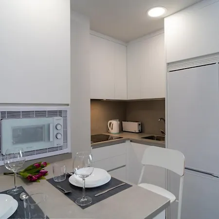 Apartment Aac - Muy Comodo Y Bien Comunicado, A 1,3km Del Centro