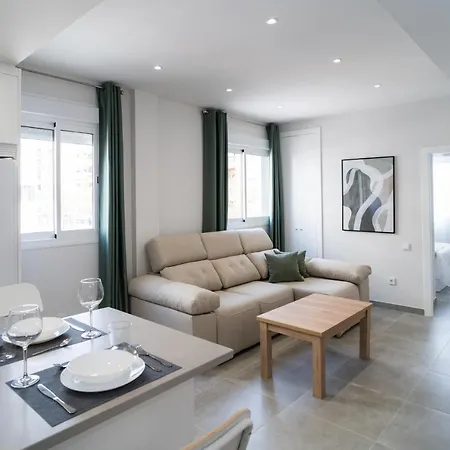 Aac - Muy Comodo Y Bien Comunicado, A 1,3km Del Centro Apartment